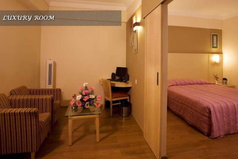 Hotel Pai Vista Mysore Eksteriør bilde
