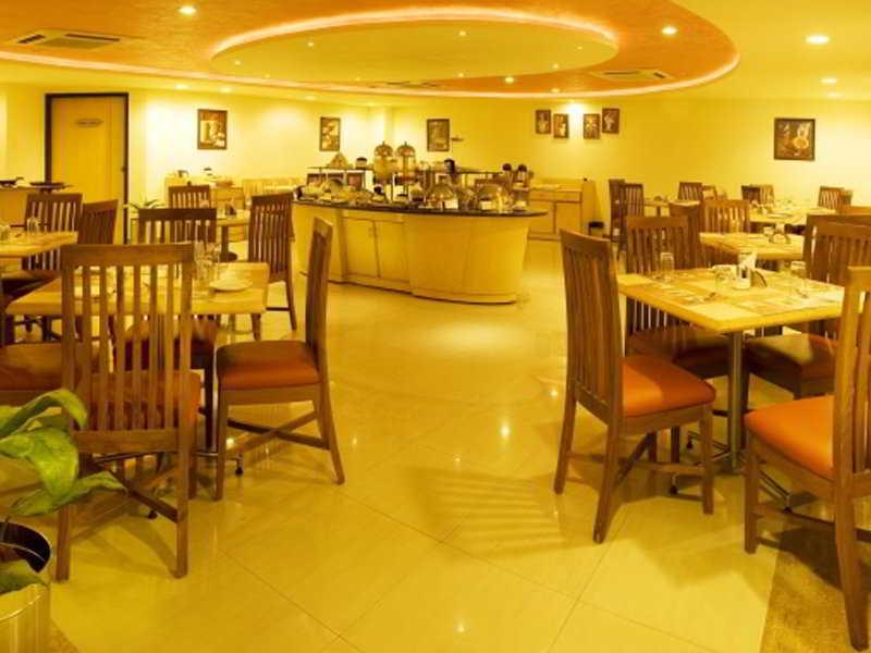 Hotel Pai Vista Mysore Eksteriør bilde