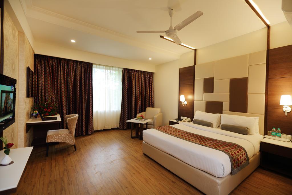 Hotel Pai Vista Mysore Eksteriør bilde
